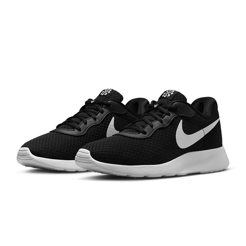 Nike Tanjun Comfortable, Versa - Men'S Shoes Nike Black ulasan dan harga